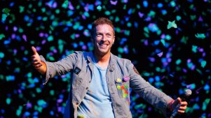 La razón que llevó a Chris Martin a cancelar los conciertos de Coldplay en Brasil