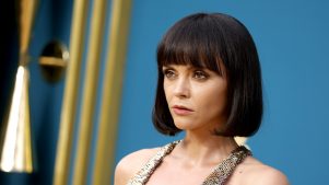 Christina Ricci vendió su colección de bolsos, y no creerás la razón detrás