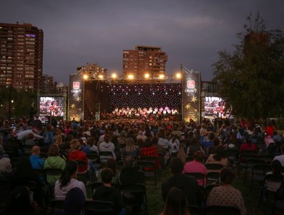 El Teatro Municipal de Las Condes presenta el sexto Concierto de Navidad en parques y plazas