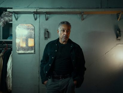 Este actor de ‘Breaking Bad’ llega a Netflix con una miniserie de acción