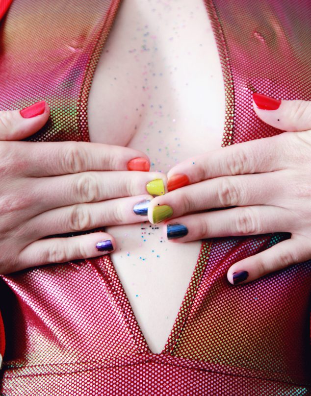 5 ideas de manicure colorida para llevar este verano