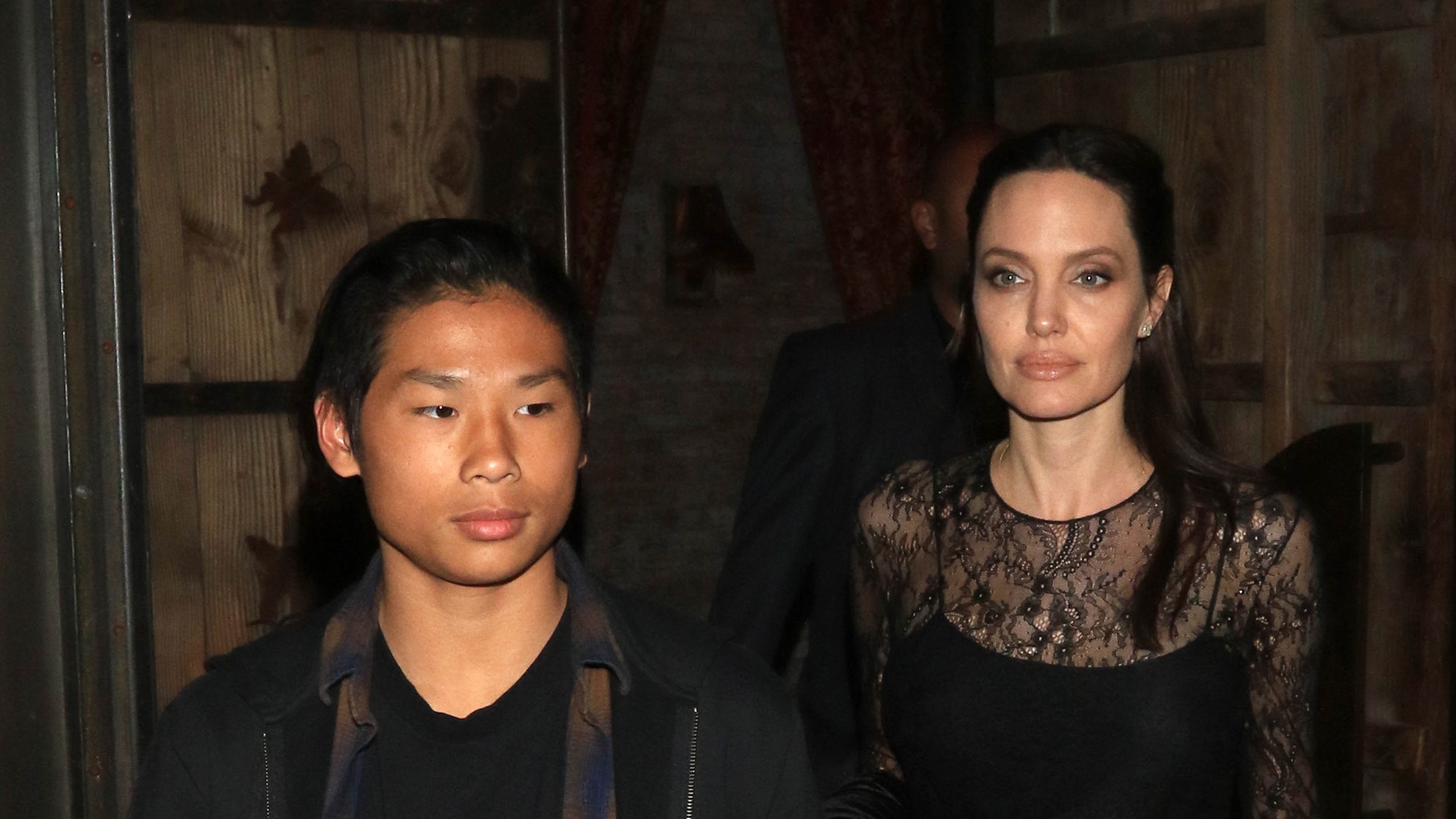 Hijo de Brad Pitt y Angelina Jolie incursiona en el arte y quiere hacerlo bajo un pseudónimo