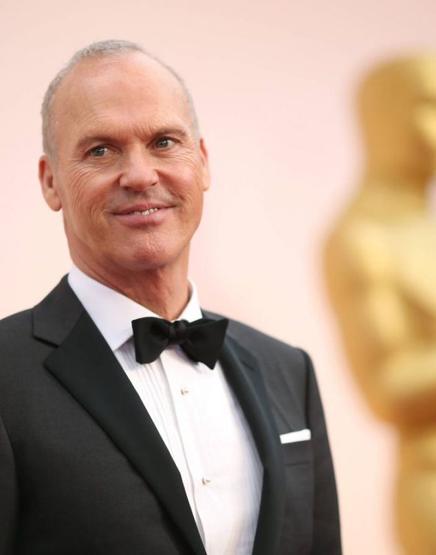 Michael Keaton vuelve a ponerse el traje del superhéroe que lo lanzó a la fama