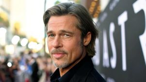 Brad Pitt sigue marcando su propio estilo con este look