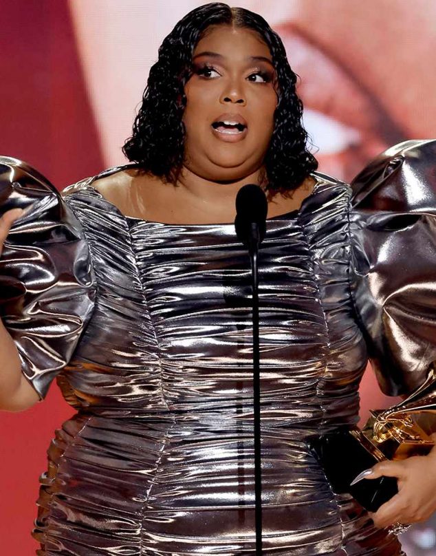 El emotivo discurso de Lizzo a Beyoncé al recibir el Grammy