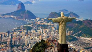 Carolina Herrera anuncia la celebración de su desfile Resort 2024 en Rio de Janeiro