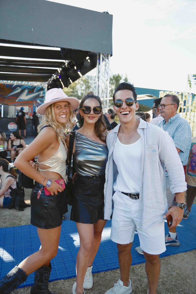 Isa Salinas, Ivana Simunovic y Jorge Pichara