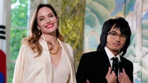 Angelina Jolie y su hijo Maddox son vistos en la Casa Blanca ¿En qué andaban?