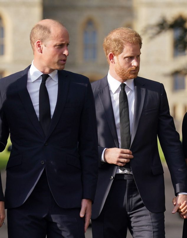 Según expertos, William y Kate sentirían “alivio” por ausencia de Meghan Markle en la coronación