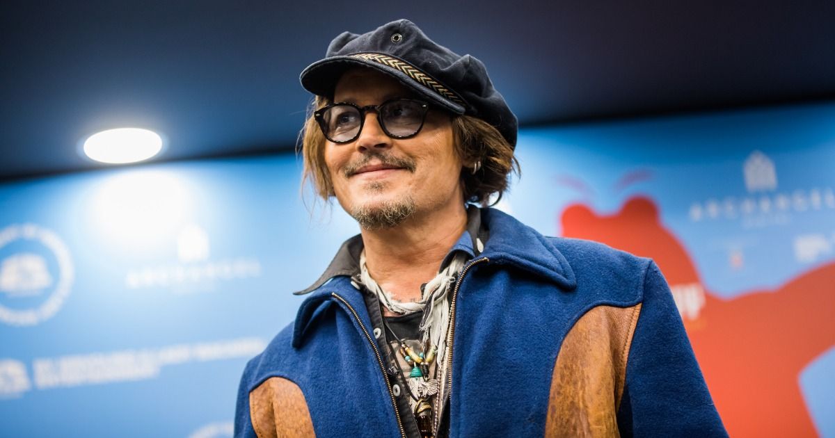 Johnny Depp volverá a dirigir una película y lo hará con un emblemático actor
