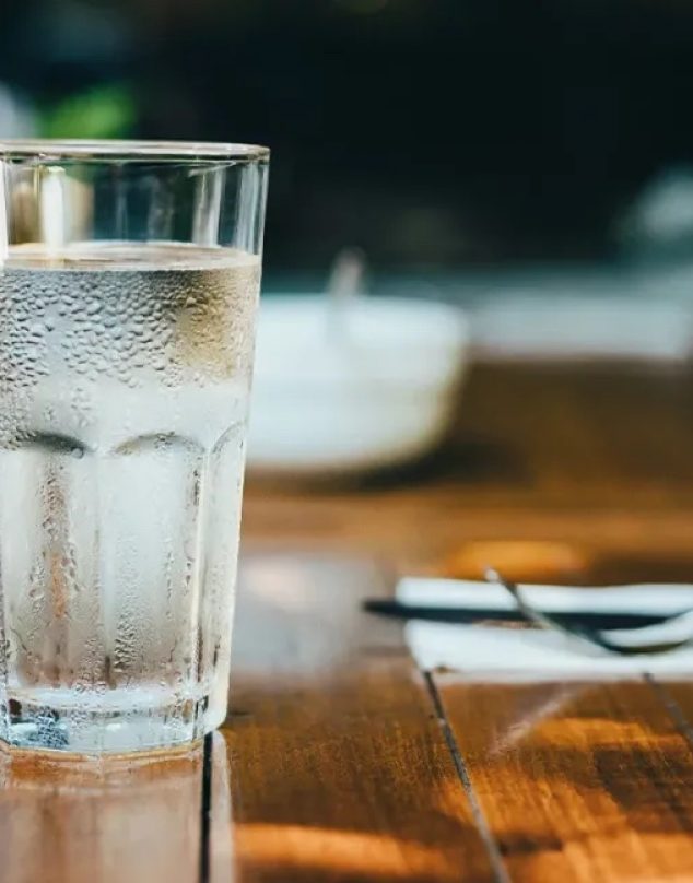 La sobrehidratación existe ¿Cuánta agua es demasiada?
