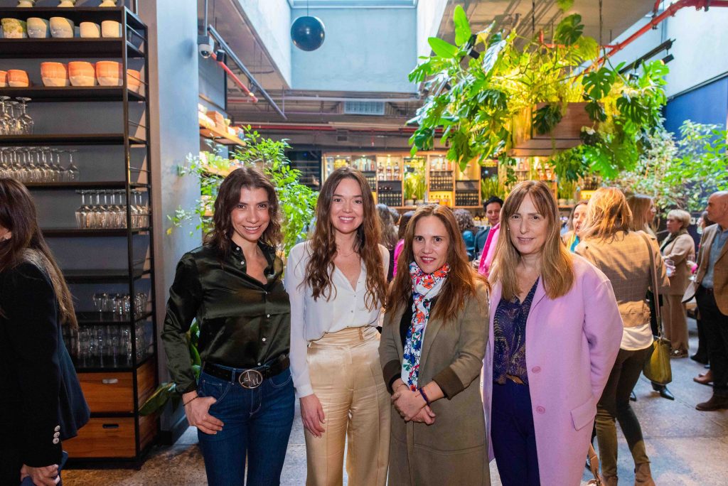Alejandra Mustakis, Katherine Echaiz, Magdalena Piñera y Karen Thal.