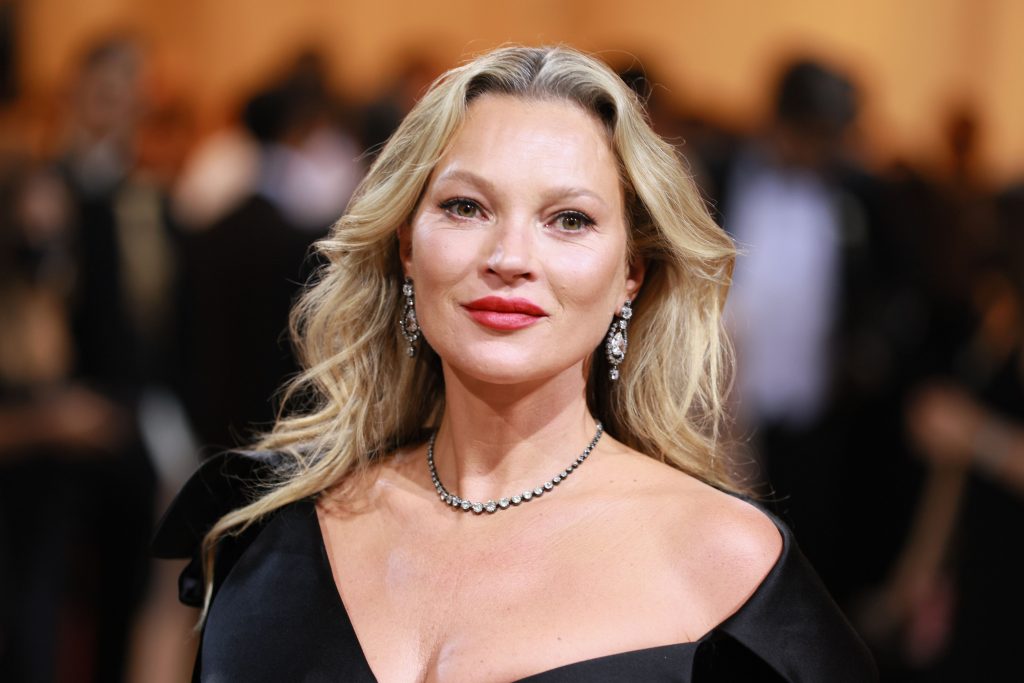 Kate Moss celebró su cumpleaños número 51 en famoso club de Notting Hill