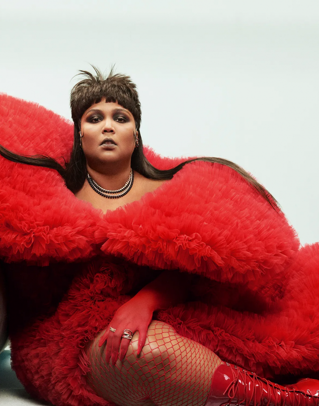 Lizzo se sincera sobre bajar de peso “sin escapar de su gordura”