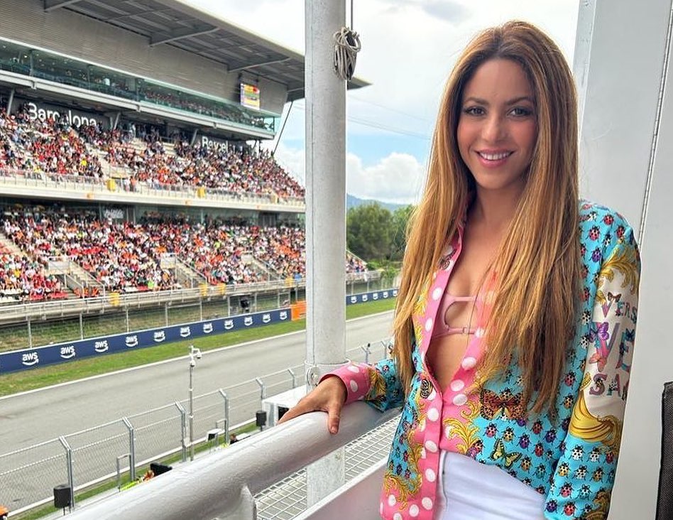 Twingo por Mercedez: Shakira acompaña a Lewis Hamilton al GP de Barcelona en medio de rumores de romance