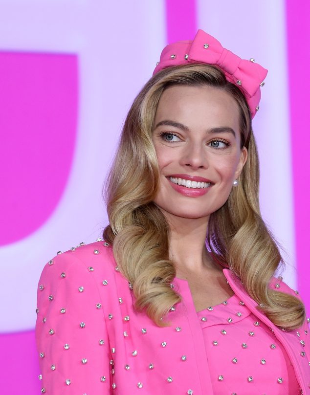 Los mejores looks de Margot Robbie durante la gira de prensa de “Barbie”
