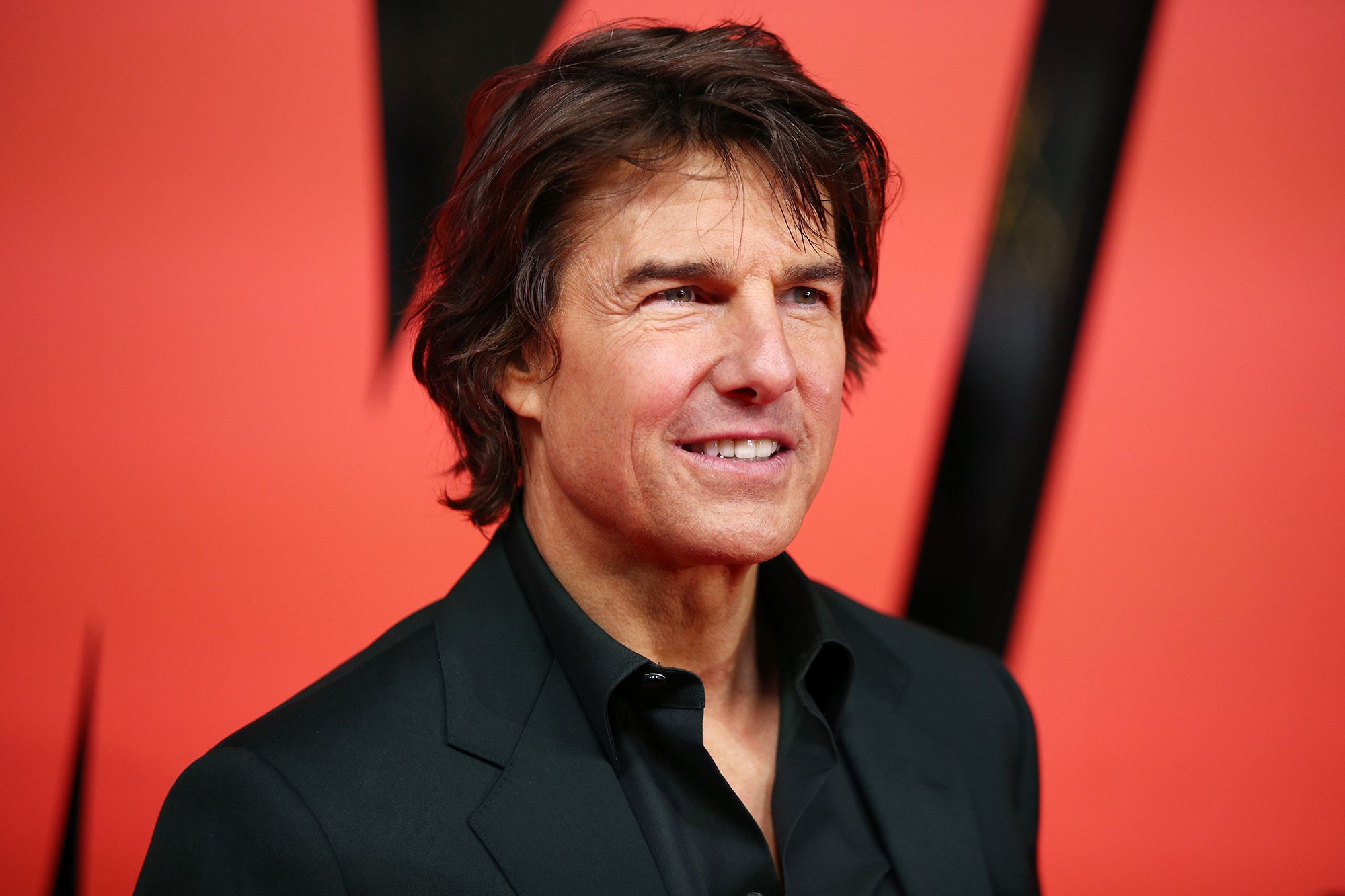 Tom Cruise apoya huelga de Hollywood en una aparición sorpresa