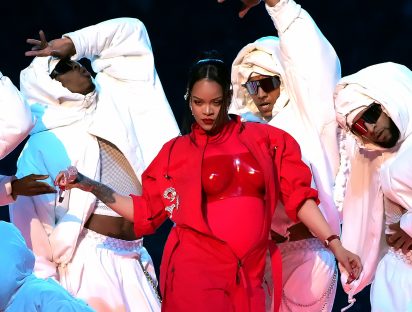Rihanna estaría trabajando en nueva música