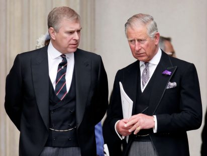 Carlos III acoge de nuevo al príncipe Andrés y la crítica cae sobre William