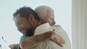 El emotivo video de David Bisbal junto su padre con Alzheimer: “Sé que no te acuerdas de mí”