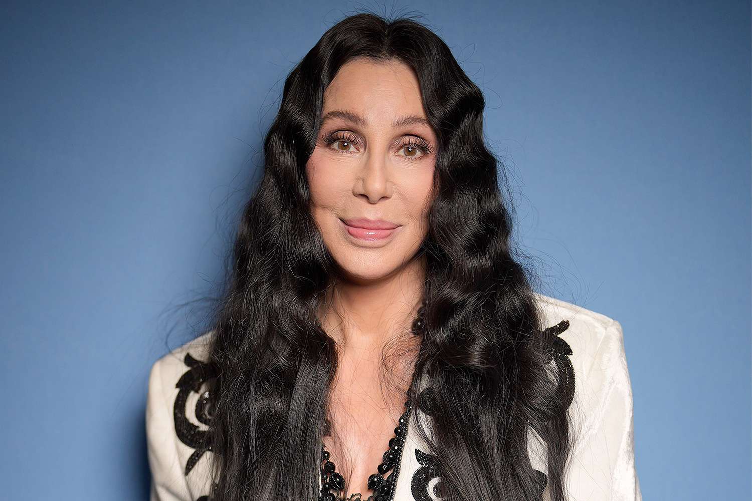 ¡Afírmate Mariah Carey! Cher lanza disco navideño junto a Michael Bublé y Cindy Lauper