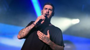 Melendi extiende su gira “20 años sin noticias” al 2024 y regresa a Chile