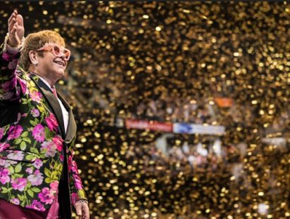 Elton John se convierte en artista EGOT al ganar su primer Emmy ¿Qué significa esto?