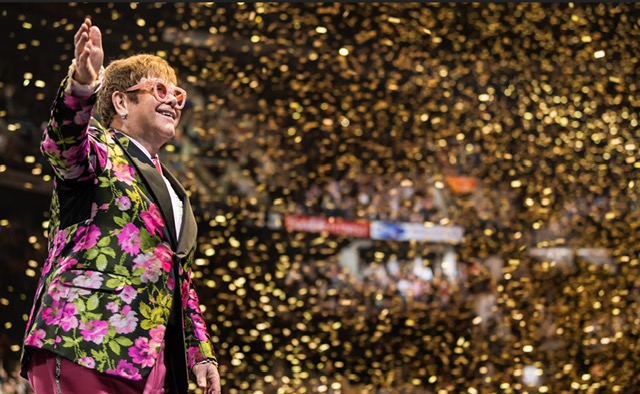 Elton John se convierte en artista EGOT al ganar su primer Emmy ¿Qué significa esto?