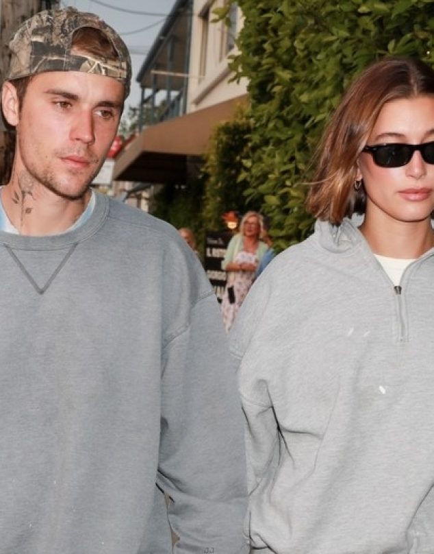 Justin y Hailey Bieber imponen la moda “Twinning” para este 2024