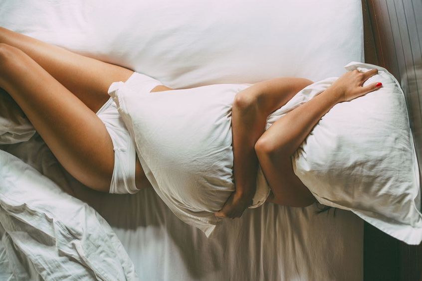 Cuántas horas debemos dormir para evitar la inflamación abdominal