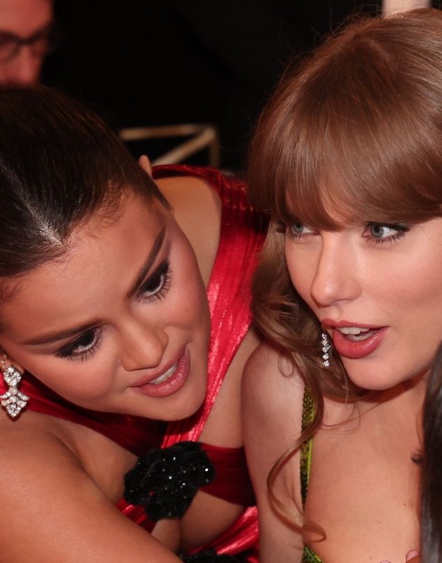 Selena Gomez revela qué le dijo a Taylor Swift durante los Globos de Oro