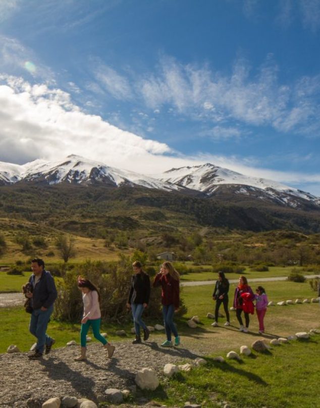 “10 voluntarios por 10 días”, la campaña de Torres Patagonia que ofrece un viaje para ayudar a reconstruir los senderos