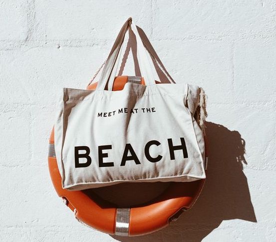Belleza: Infaltables del bolso de playa