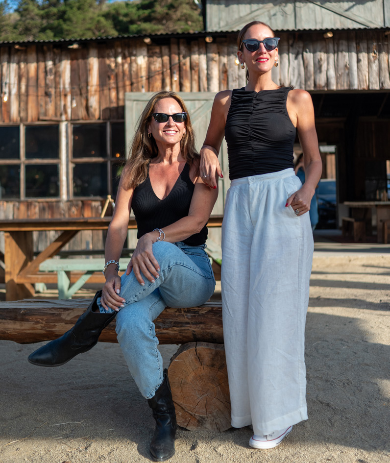 Claudia Lyon y Pilar Undurraga. 