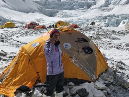 La sociedad de Pachi, una historia sobre el cáncer, el Everest y la supervivencia