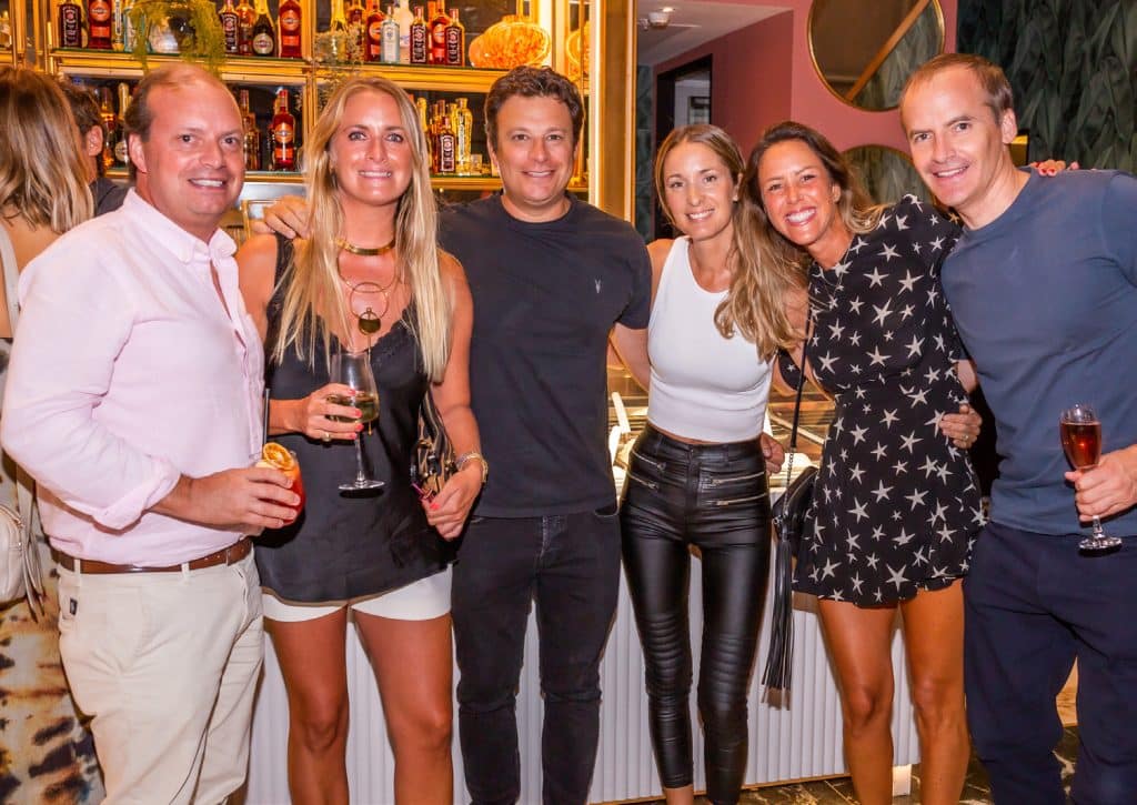 Enrique Tapia, Francesca Bassi, Francisco Lasen, Soledad Santa María, Sandra Kusanovic, Alejandro Le-fort.