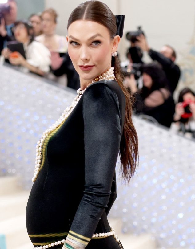 5 celebridades que anunciaron su embarazo en una alfombra roja