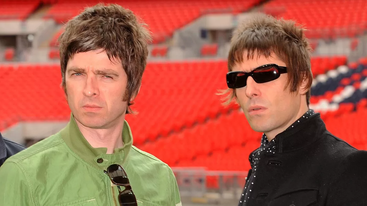 ¡Confirmado el regreso! Esto sabemos de la sesión de fotos ultra secreta de Oasis