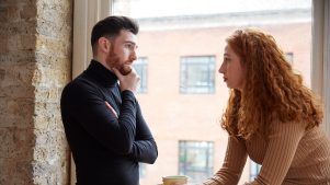 ¿Qué es el “slow fade” en las relaciones y cómo saber si eres víctima?