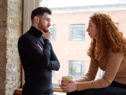 ¿Qué es el “slow fade” en las relaciones y cómo saber si eres víctima?