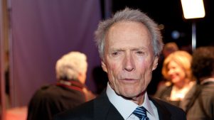 Impacto por frágil apariencia de Clint Eastwood durante su última aparición pública