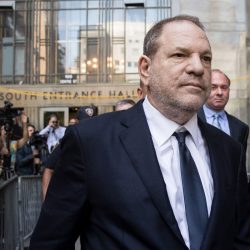 Corte de Estados Unidos revoca sentencia contra Harvey Weinstein por abusos sexuales