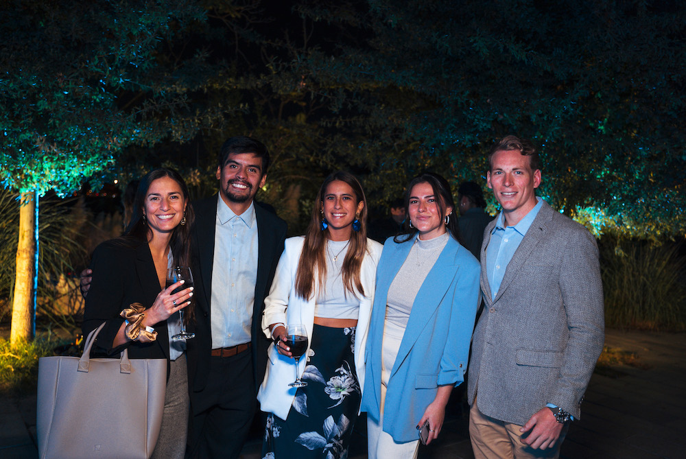 Natalia Rosapi, Vicente Yáñez, Camila de la Cerda, Nicole Bogado y Tomás Fyfe.