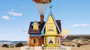 Airbnb recrea la emblemática casa flotante de “Up”