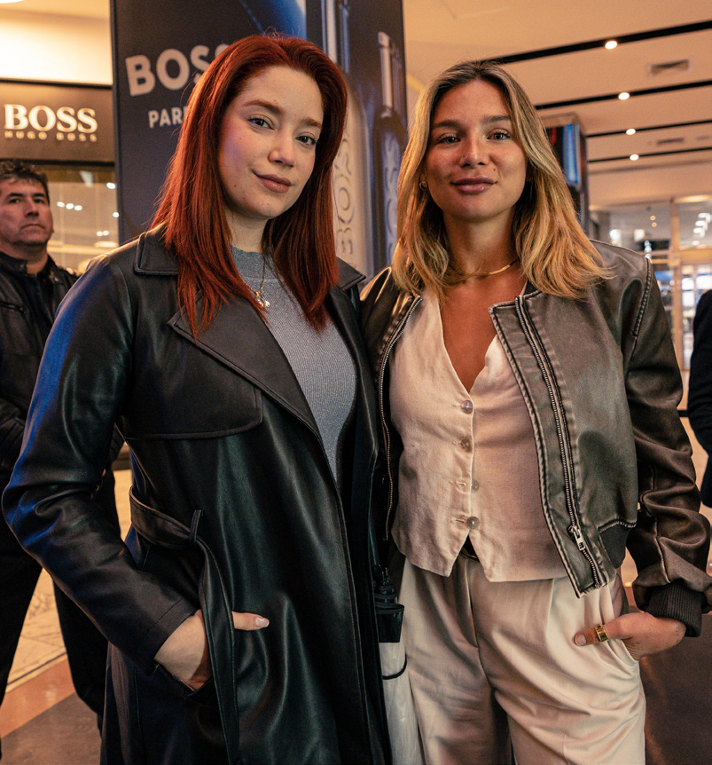 MARÍA JOSÉ BESOAIN, ANTONIA JEAME.