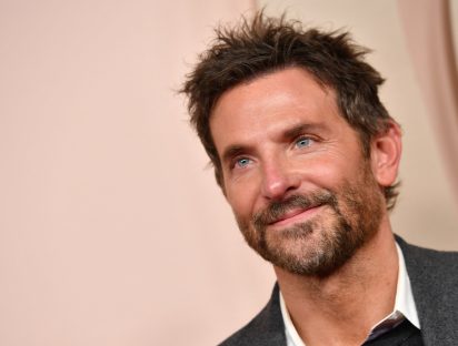 Bradley Cooper sorprende con curioso aspecto físico