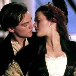 Kate Winslet sobre besar a DiCaprio en “Titanic”: “No fue todo como parece”
