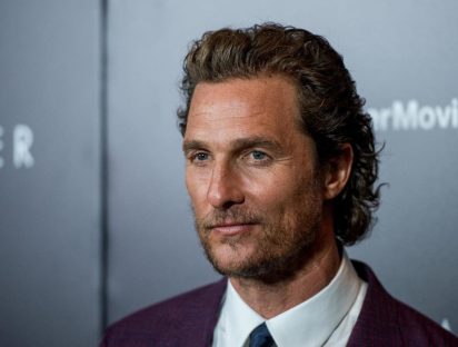 Matthew McConaughey sufre picadura de abeja y muestra cómo le quedó su cara