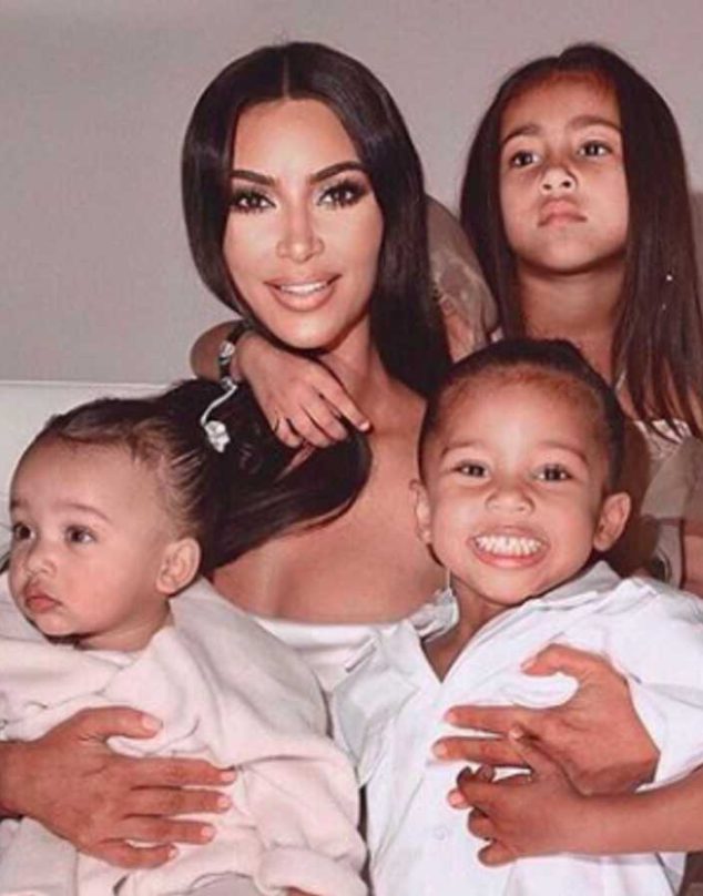 Kim Kardashian cuenta que uno de sus hijos sufre de una enfermedad crónica