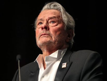 El último deseo de Alain Delon antes de morir que su familia se negó a cumplir